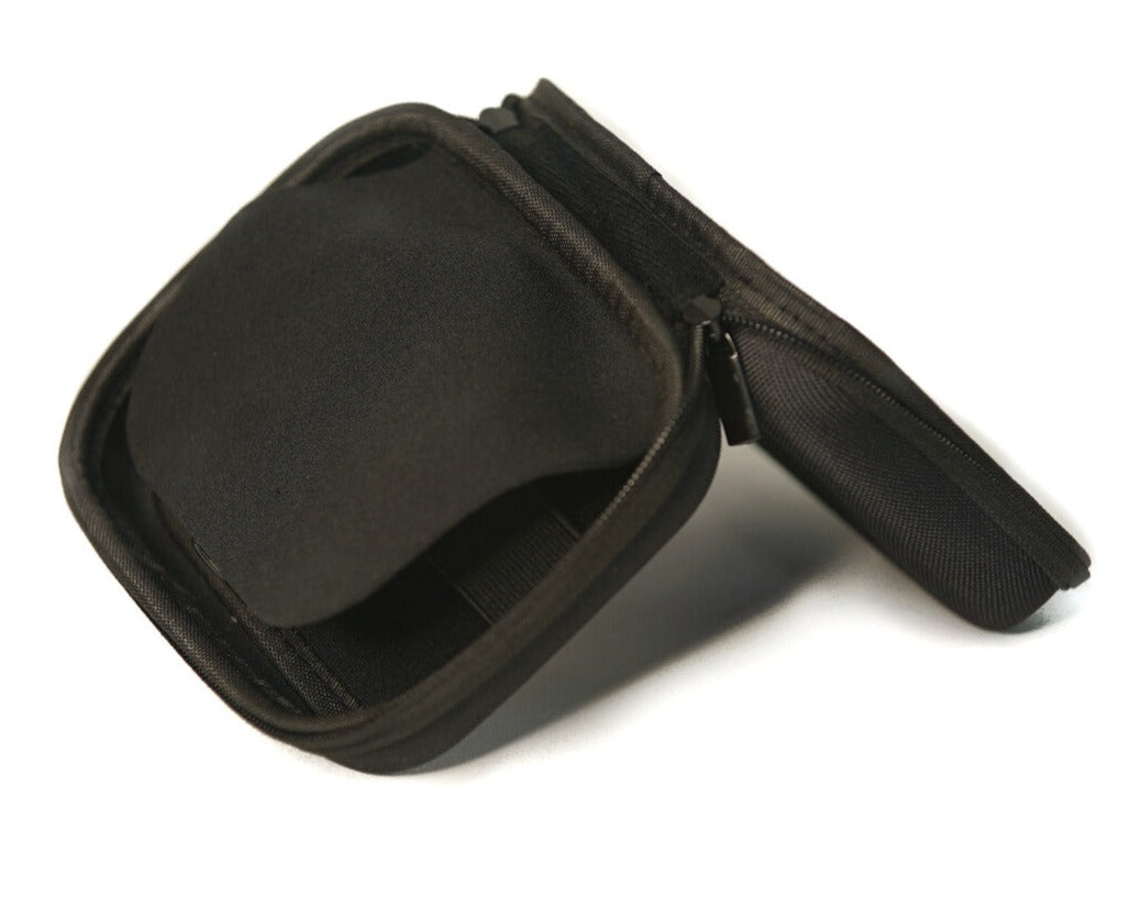 Black-hard-roller-bottle-case open